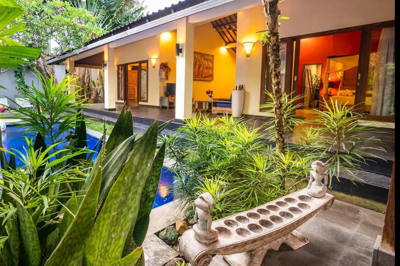 Villa Agni - Newly Renovated Tropical Villa In Peaceful Location A Short Walk From The Best Of Seminyak