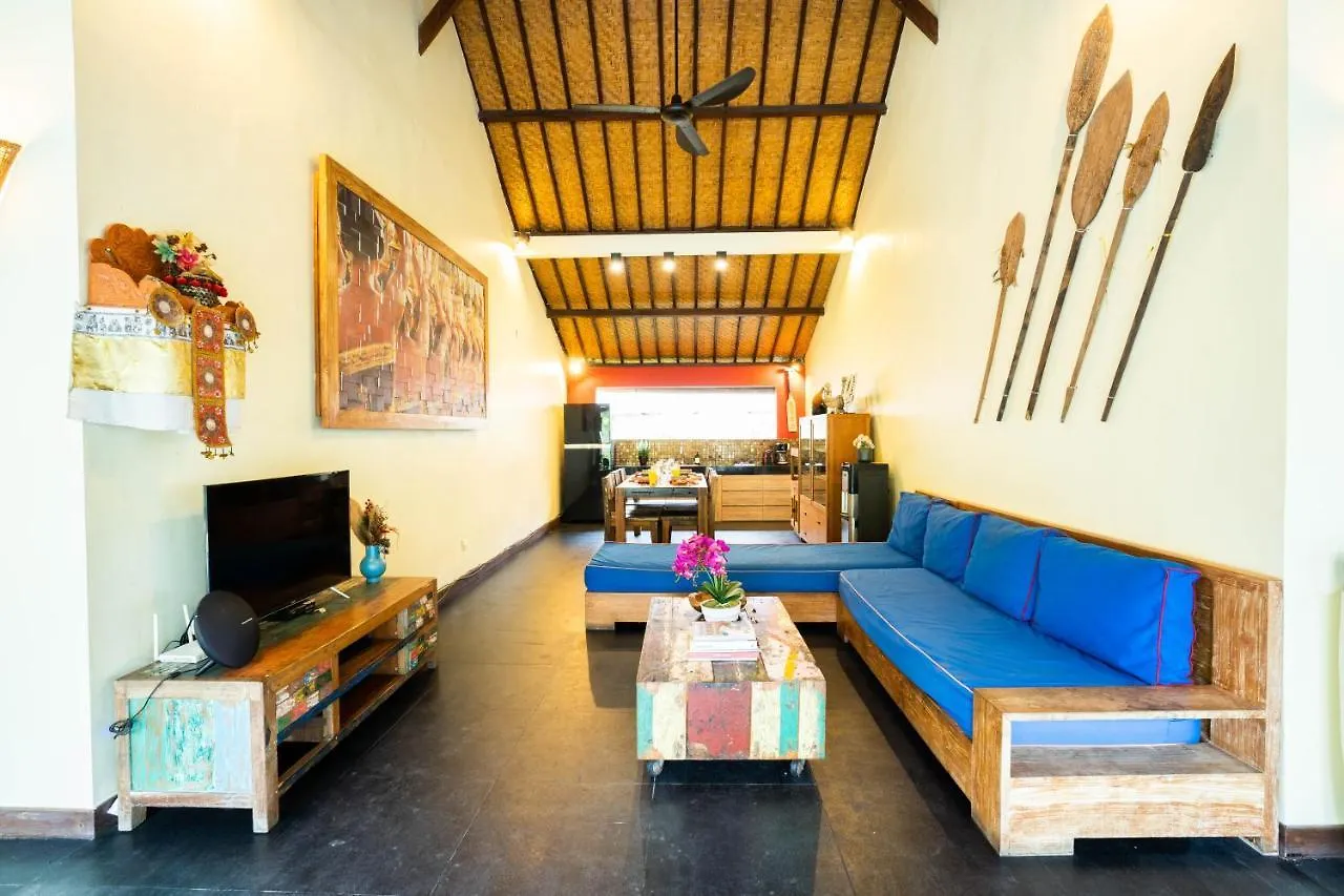 Villa Agni - Newly Renovated Tropical Villa In Peaceful Location A Short Walk From The Best Of Seminyak