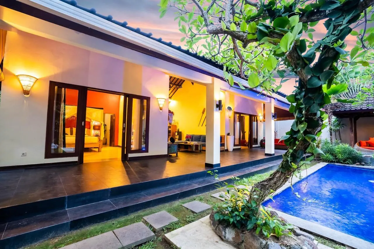 Villa Agni - Newly Renovated Tropical Villa In Peaceful Location A Short Walk From The Best Of Seminyak